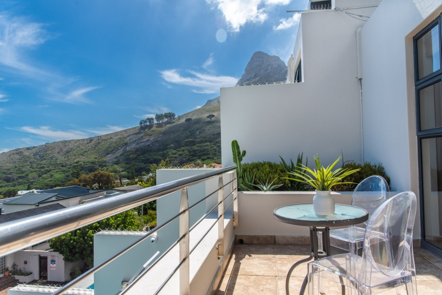 To Let 4 Bedroom Property for Rent in Camps Bay Western Cape